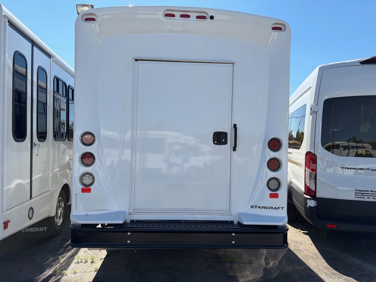 2024 Mercedes Sprinter Starlite - Image 12