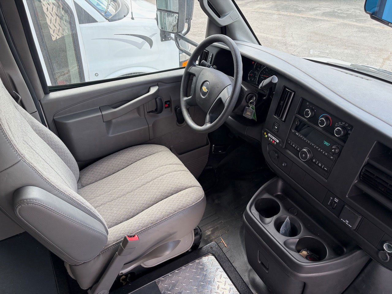 2024 Chevrolet 4500 Starcraft - Image 9