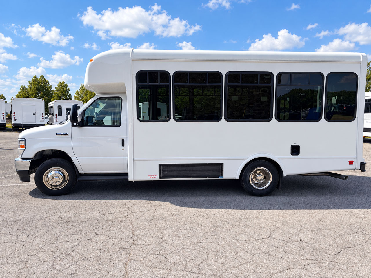 2026 Ford E350 Starcraft Allstar - Image 8