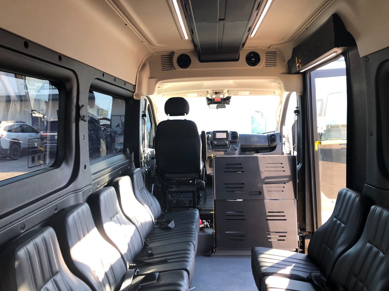 2023 Promaster Braun - Image 3
