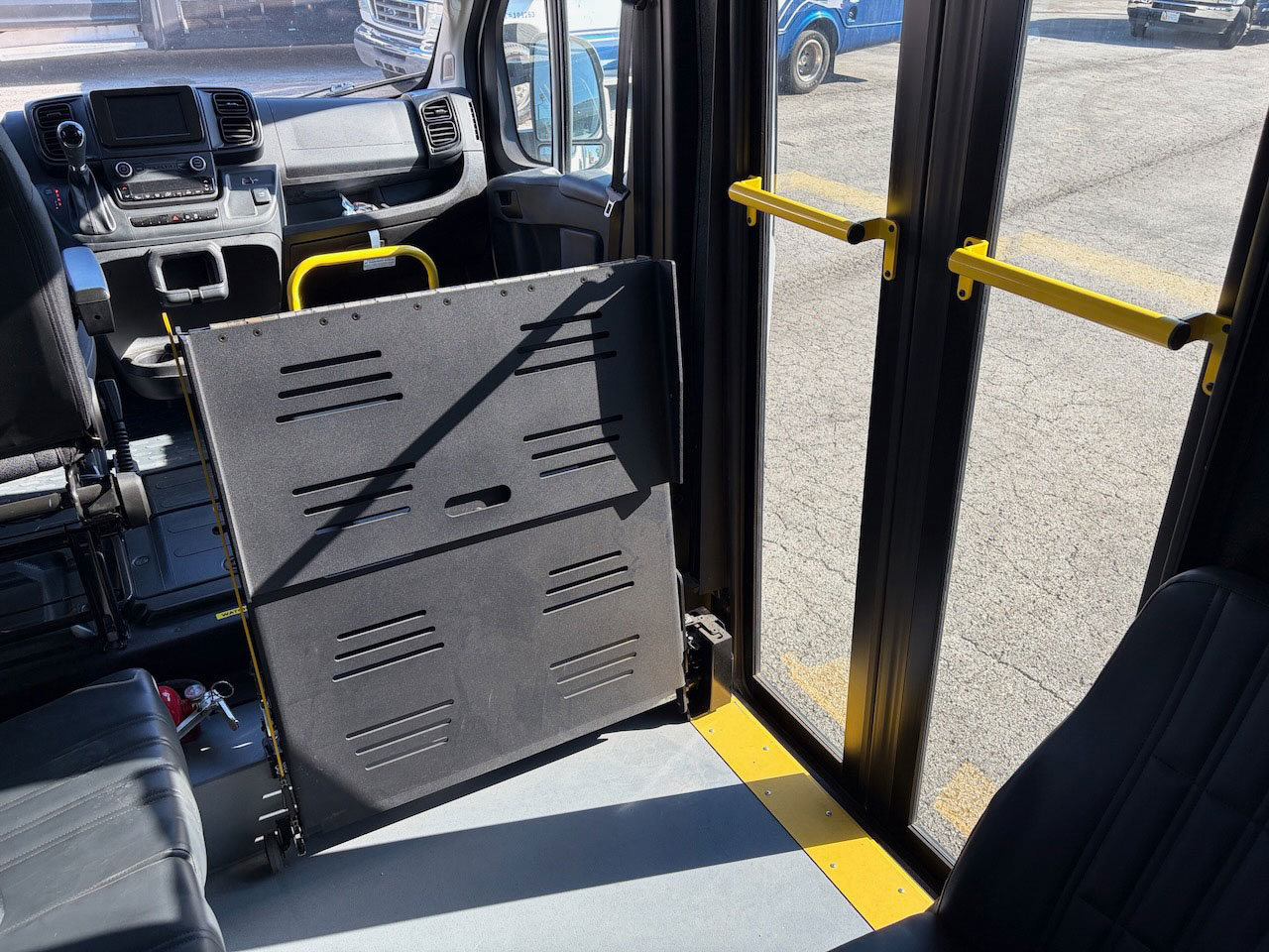 2023 Promaster Braun - Image 10