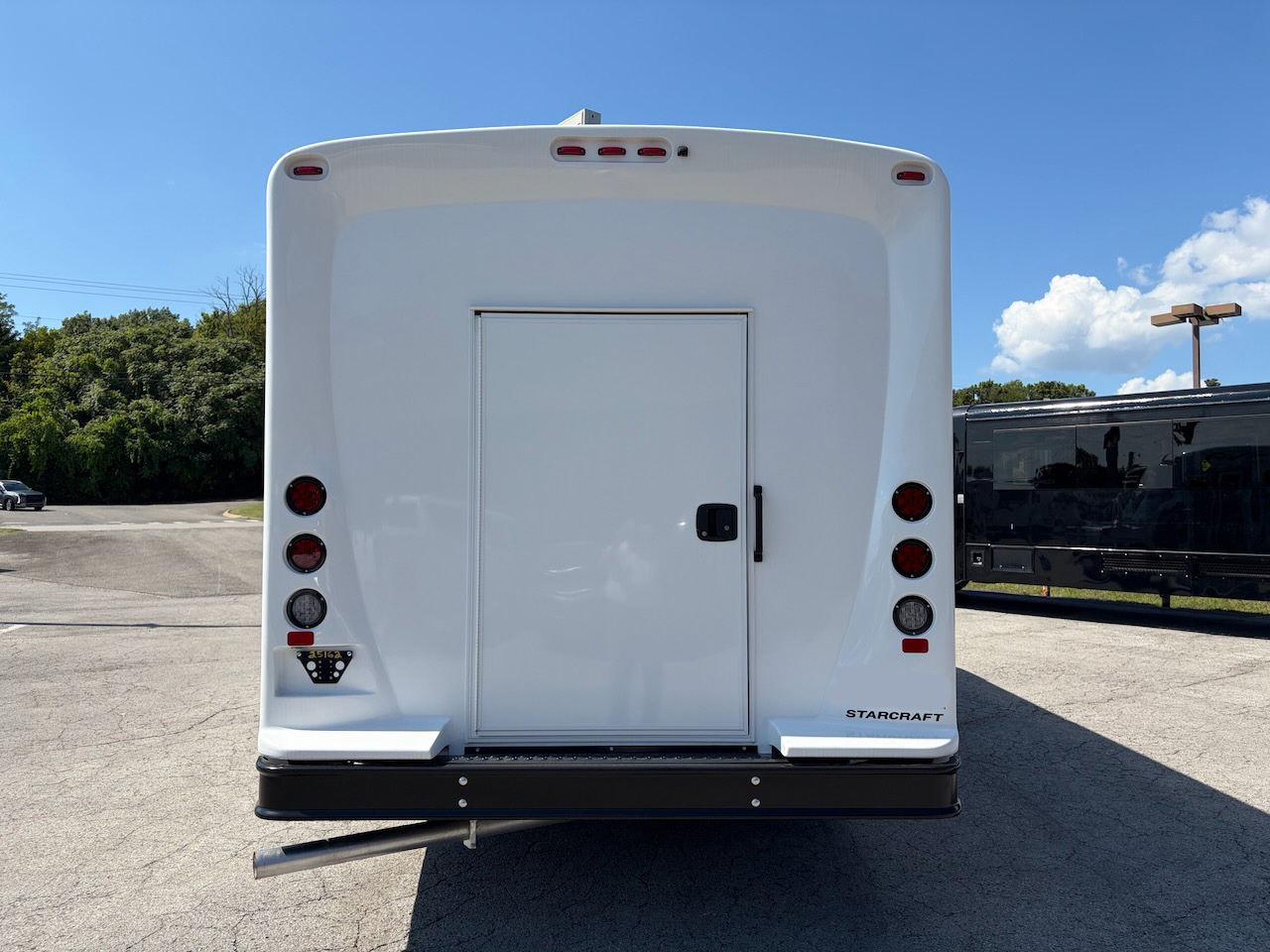 2026 Ford E450 Starcraft MVP - Image 14