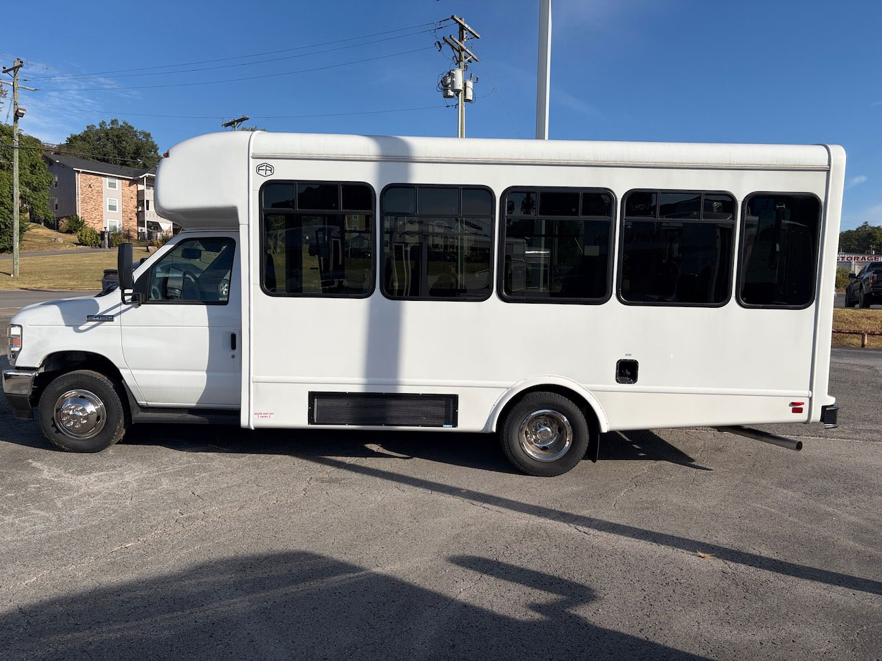 2025 Ford E450 Starcraft Allstar - Image 8