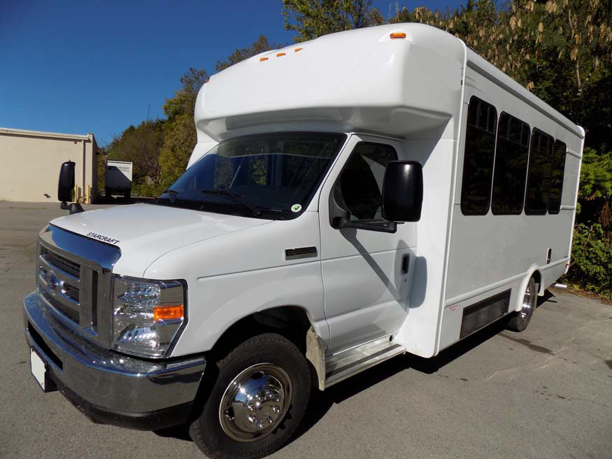 2025 Ford E350 Starcraft Allstar - Image 1