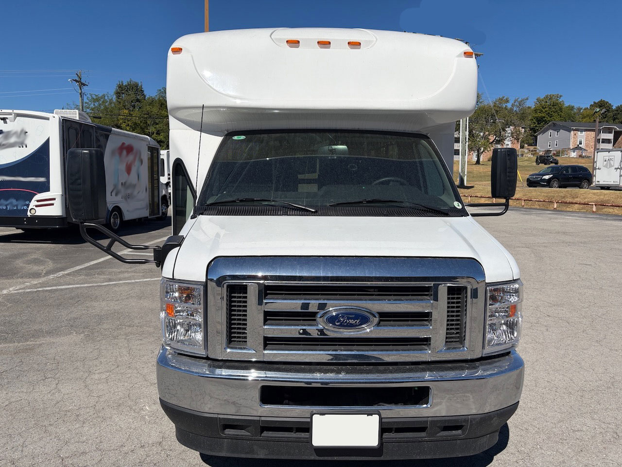 2025 Ford E450 Starcraft MVP - Image 10