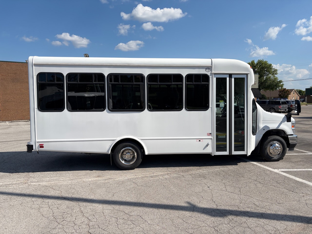 2025 Ford E450 Starcraft Allstar - Image 7