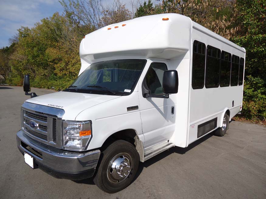 2025 Ford E450 Starcraft Allstar - Image 1