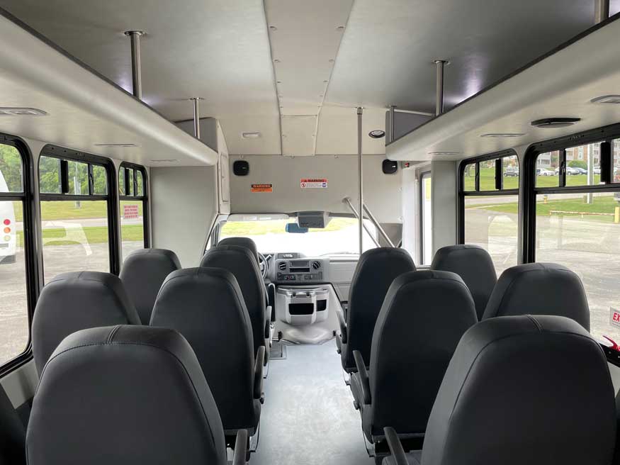 2025 Ford E450 Starcraft Allstar - Image 3