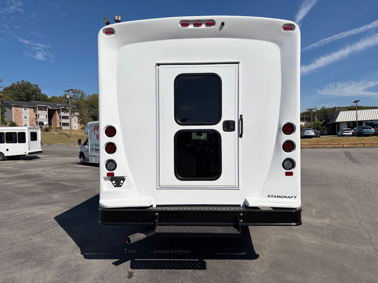 2026 Ford F550 Starcraft XL - Image 13