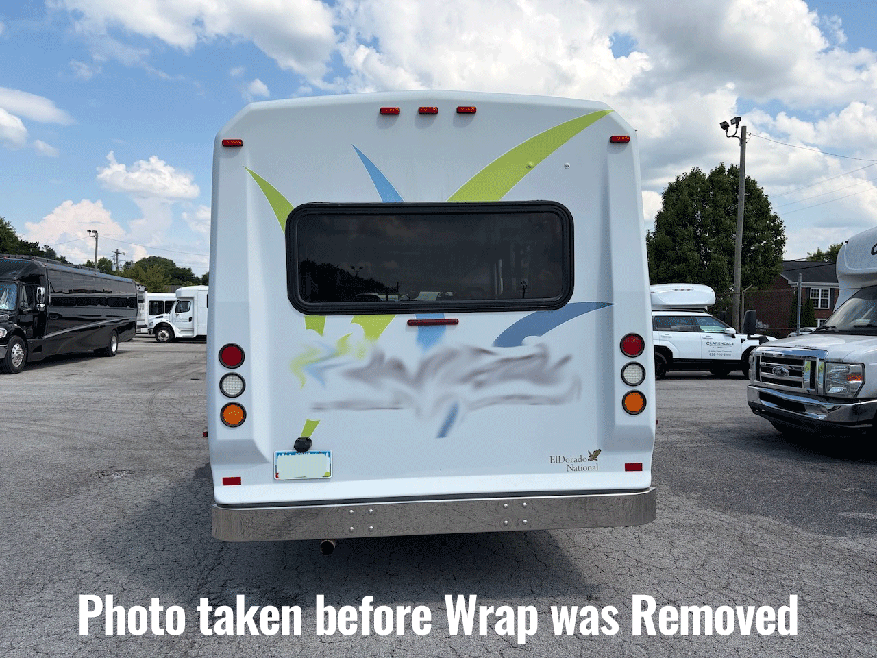 2016 Ford E350 Eldorado - Image 13
