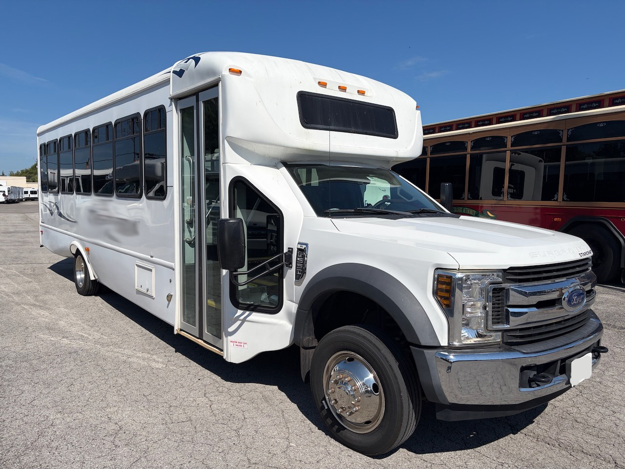 2019 Ford F550 Starcraft XL