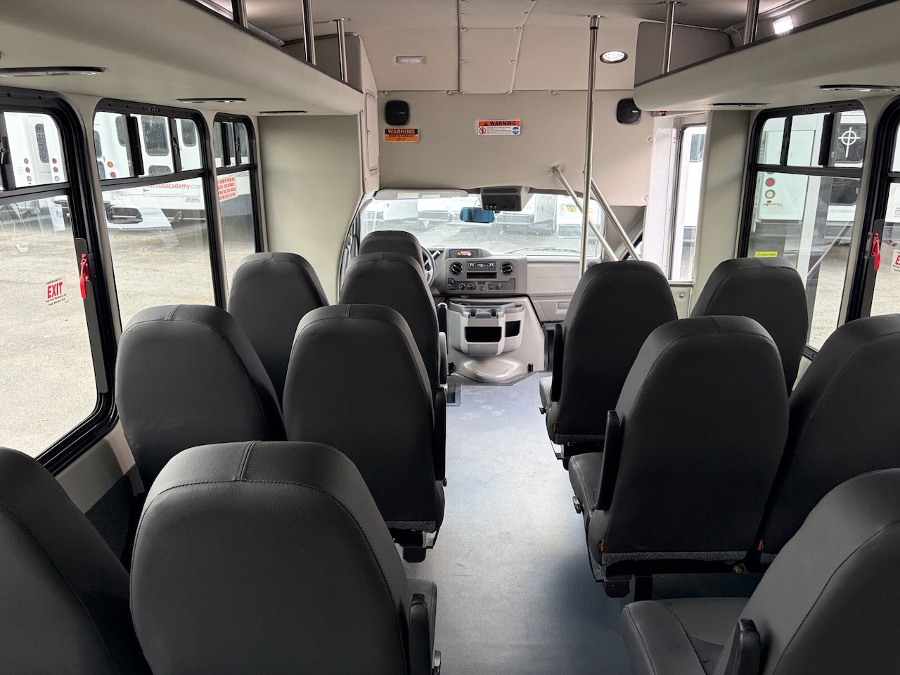 2026 Ford E450 Starcraft Allstar - Image 3