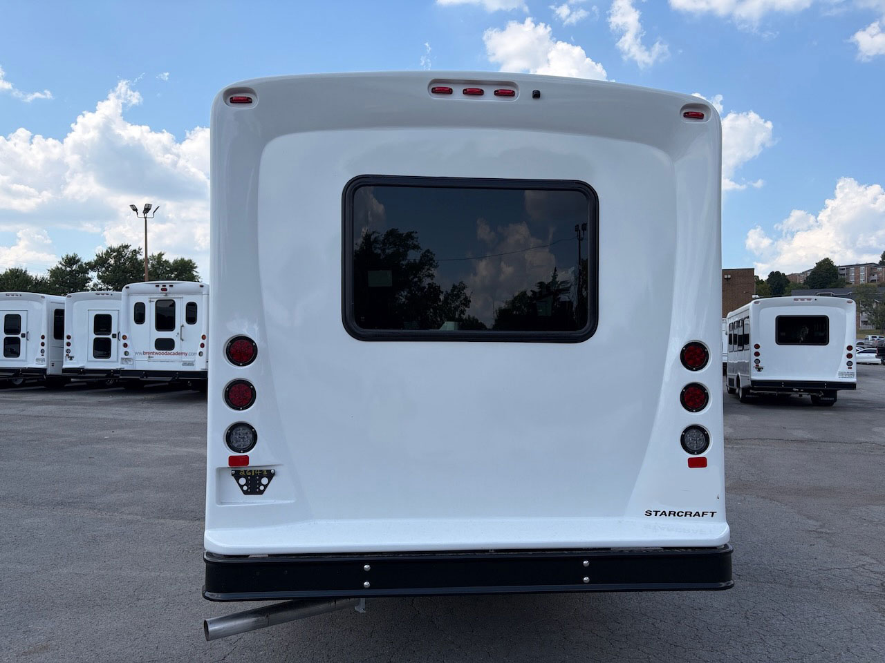 2026 Ford E450 Starcraft Allstar - Image 13