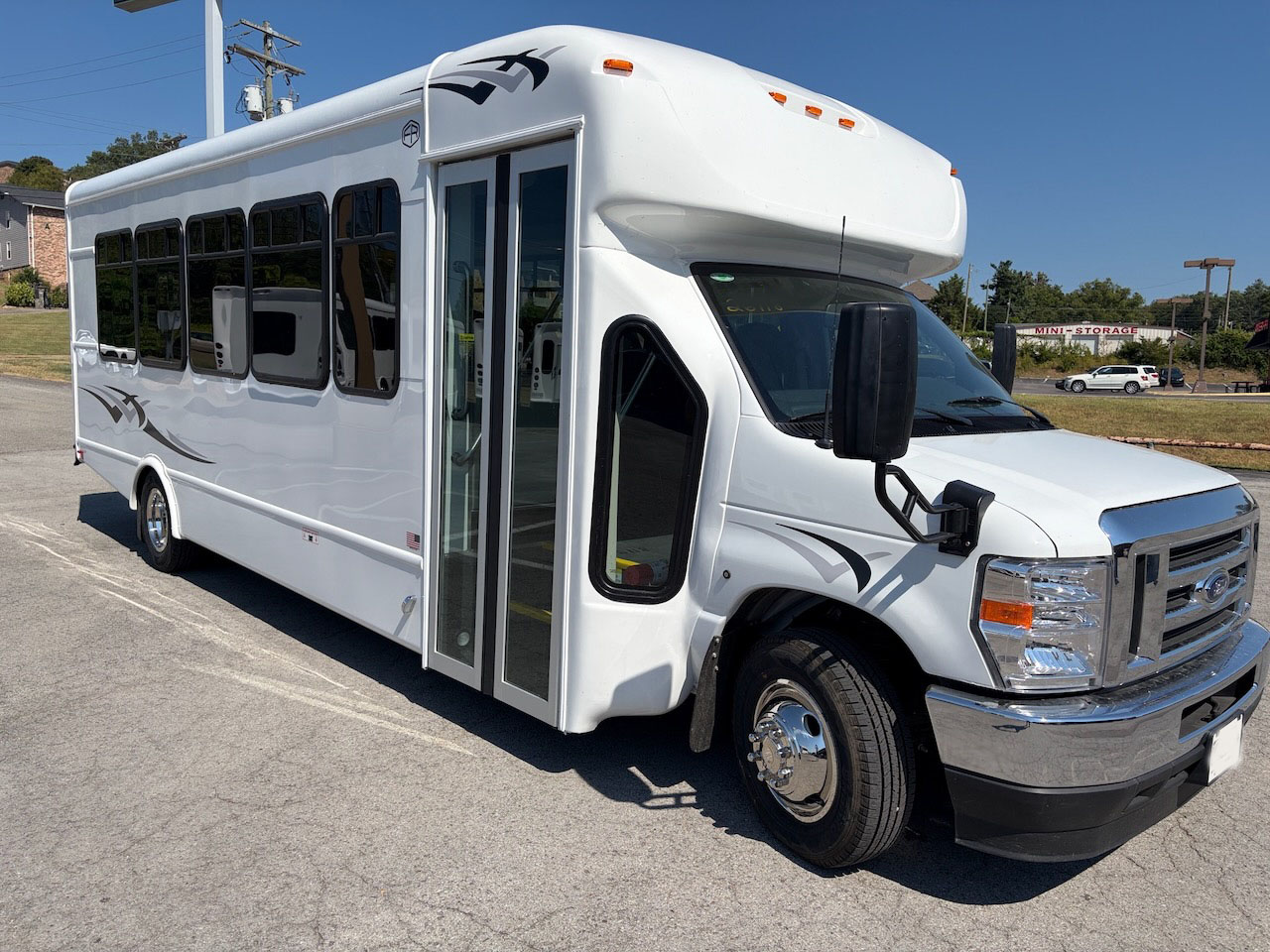 2026 Ford E450 Starcraft MVP - Image 1