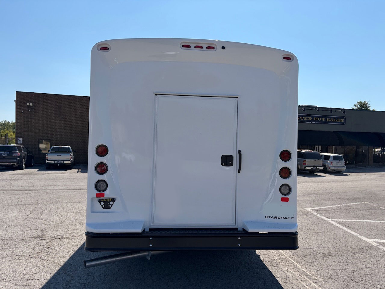 2026 Ford E450 Starcraft MVP - Image 12
