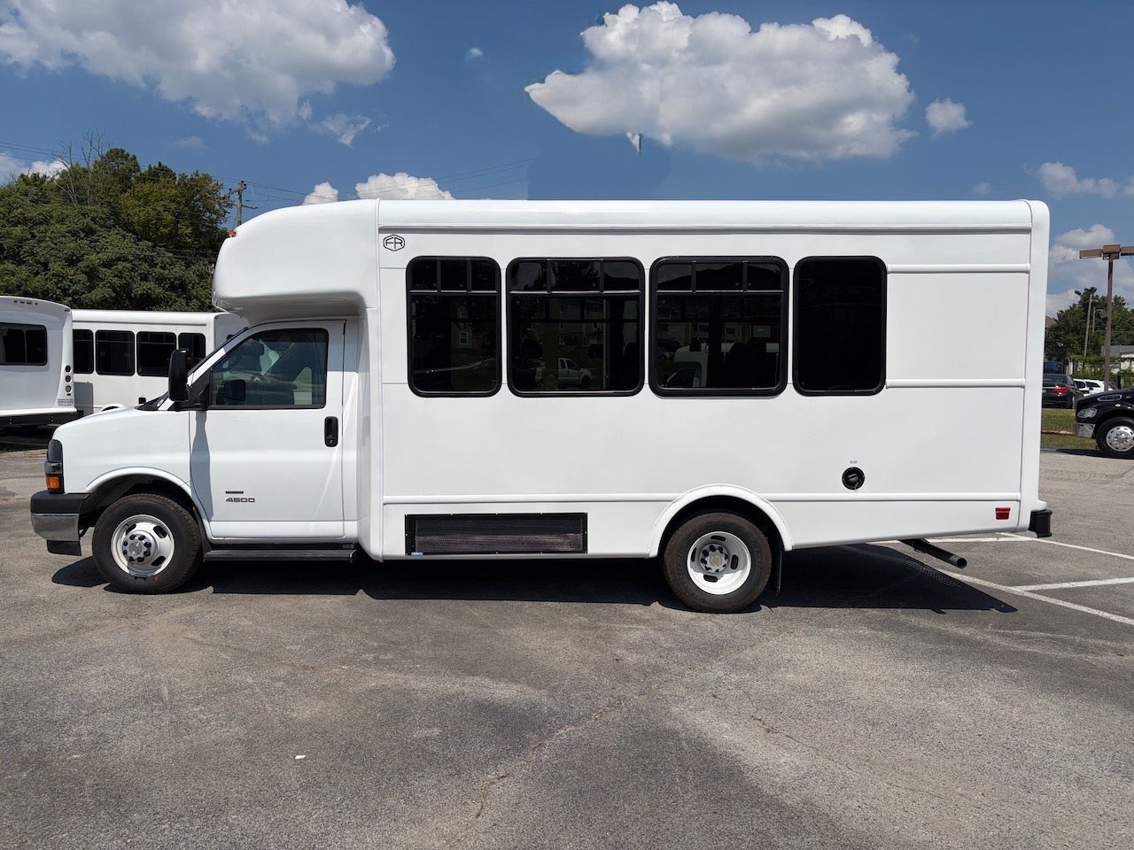 2026 Chevrolet 4500 Starcraft AllStar - Image 8