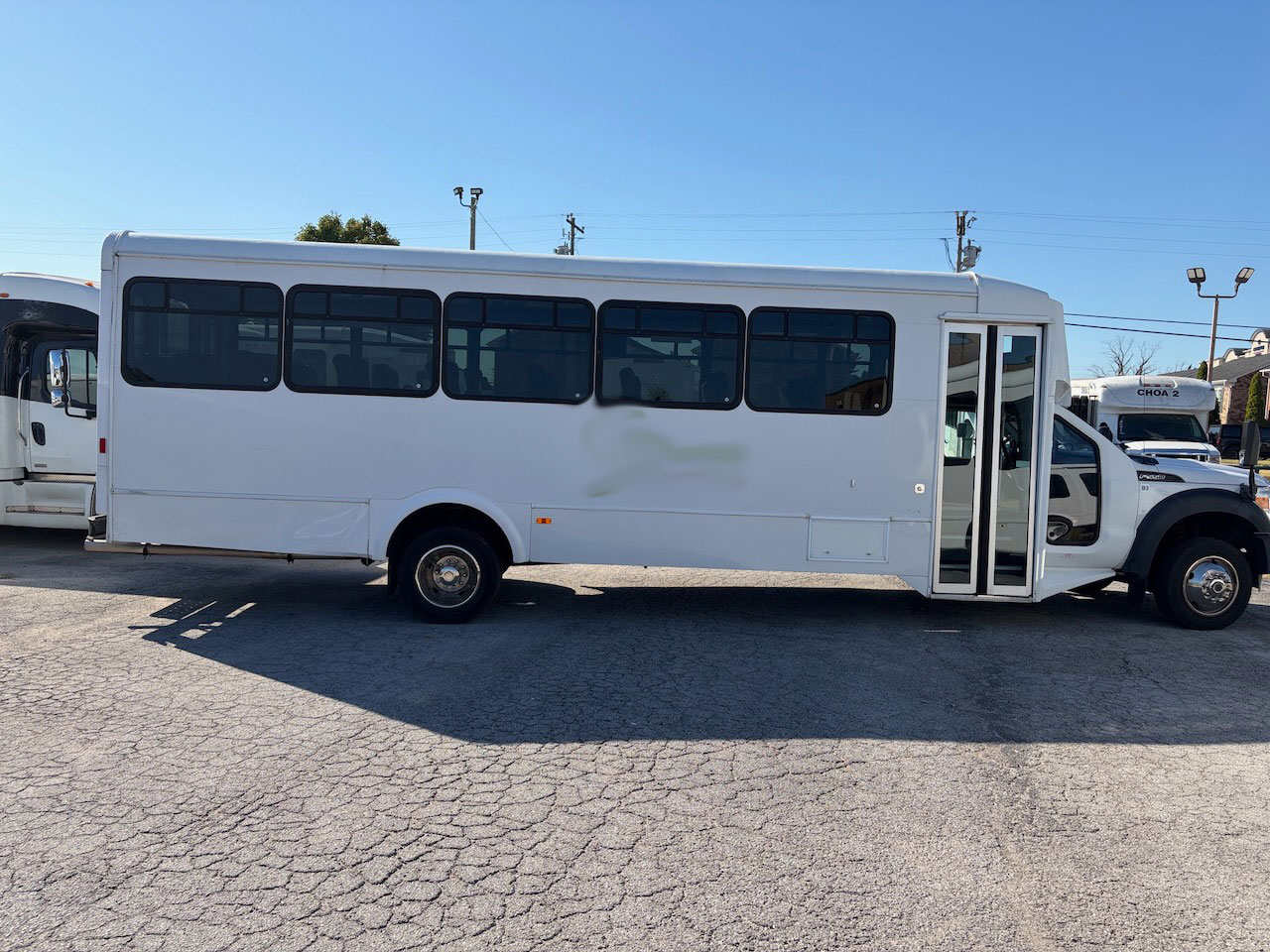 2012 Ford F550 Glaval Entourage - Image 6