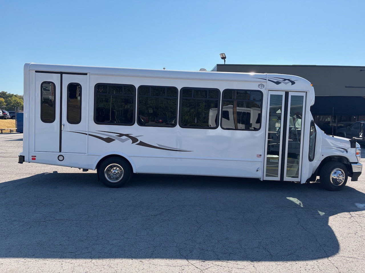 2026 Ford E450 Starcraft Allstar - Image 7