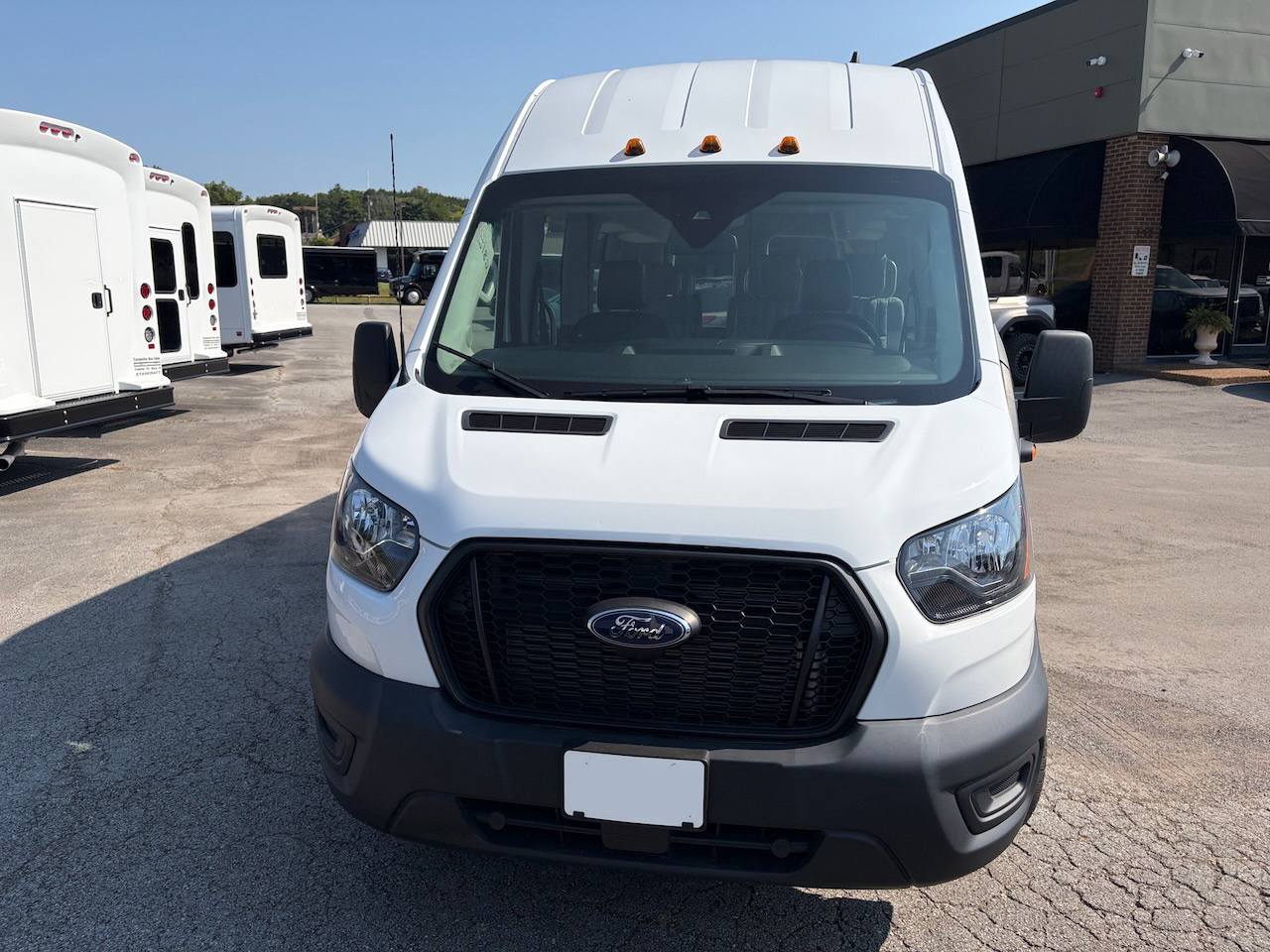 2023 Ford Transit U4X-HR - Image 10