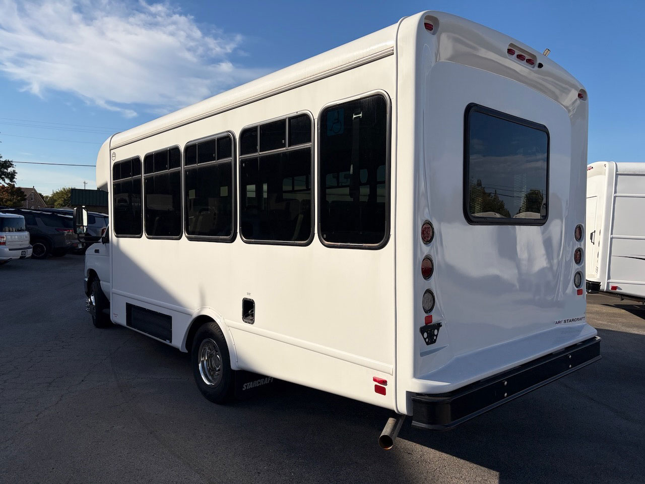 2026 Ford E450 Starcraft Allstar - Image 2
