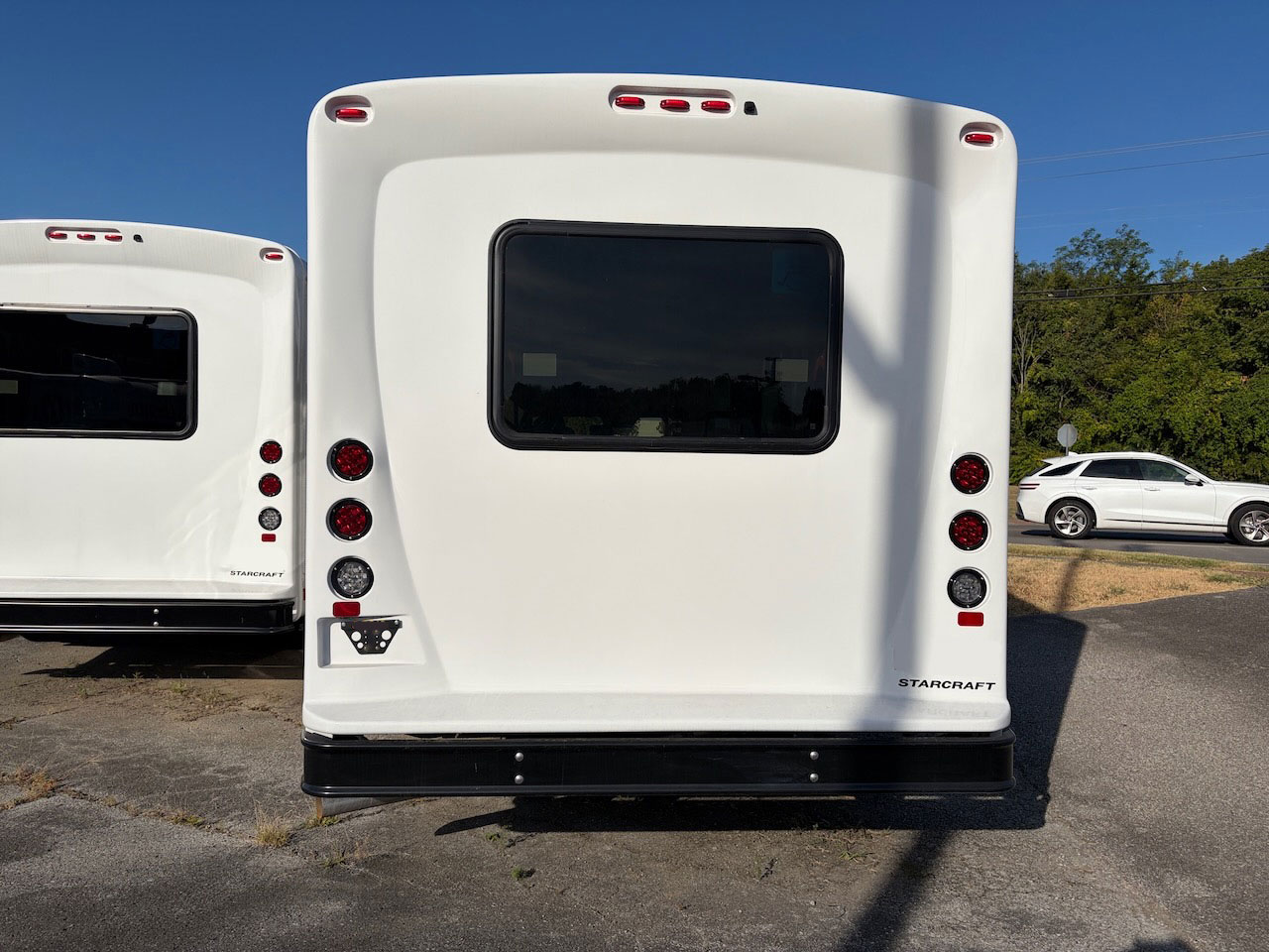 2026 Ford E450 Starcraft Allstar - Image 13