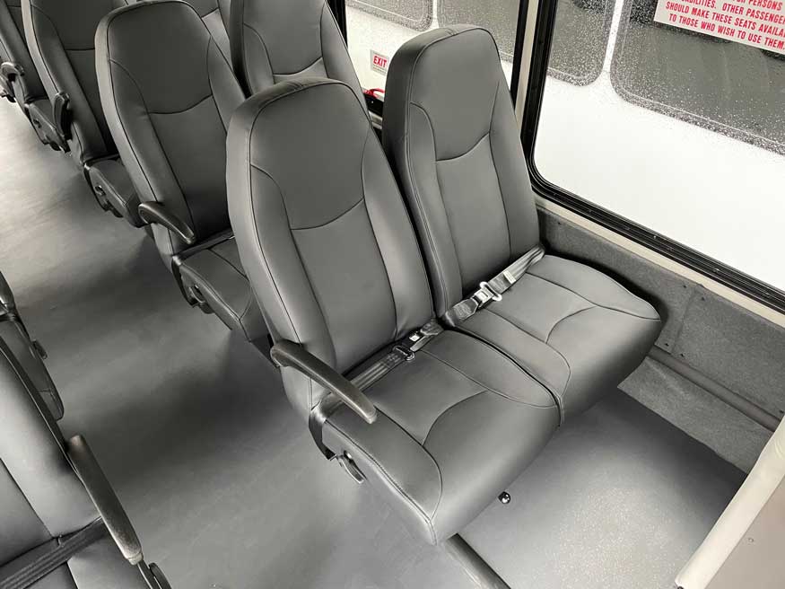 2027 Ford F550 Starcraft XL. - Image 5