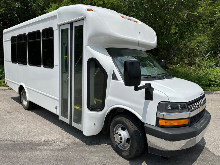 2023 Chevrolet 4500 Starcraft AllStar - Image 1