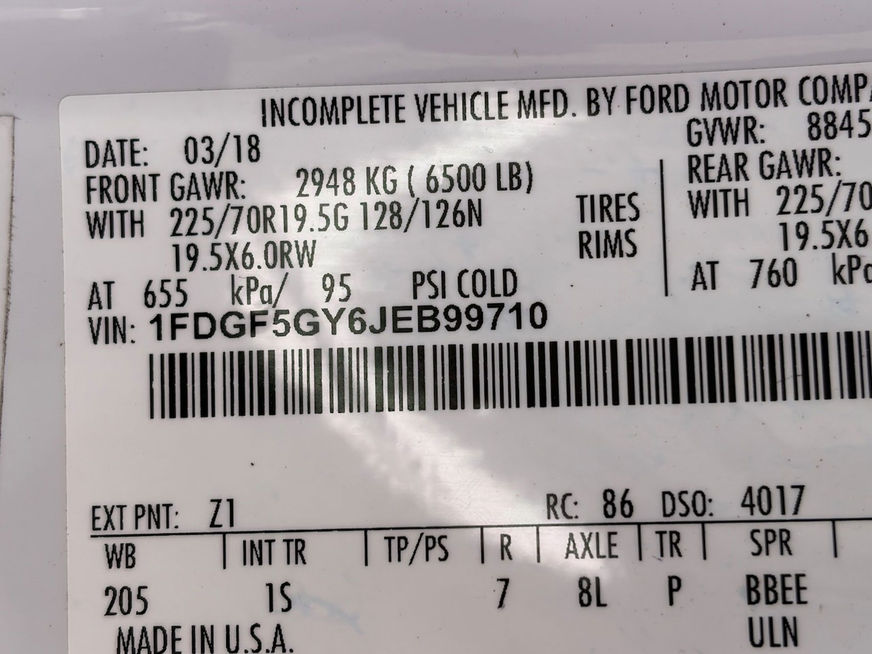 2018 Ford F550 Starcraft XL - Image 9