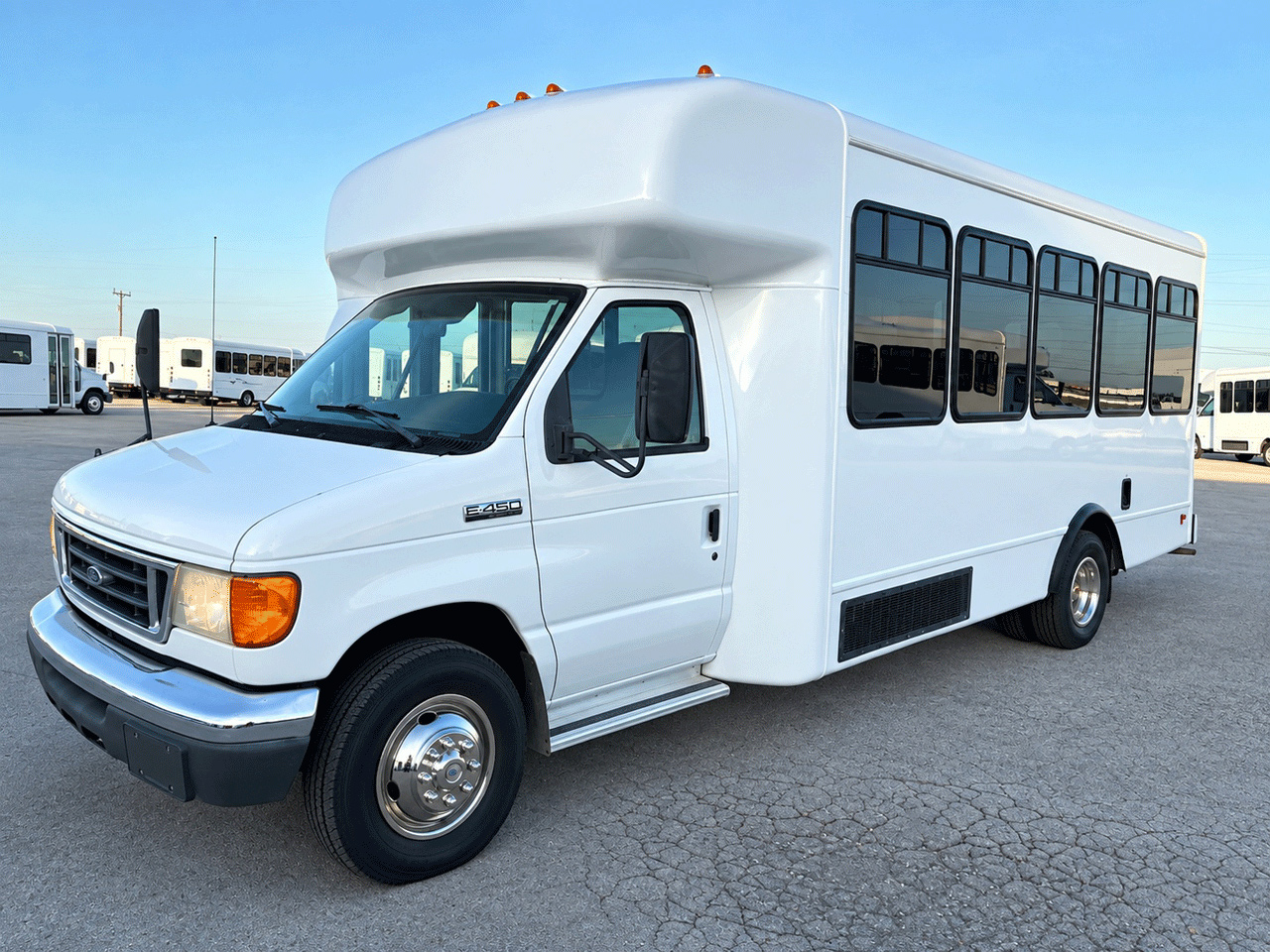 2007 Ford E450 Starcraft Allstar