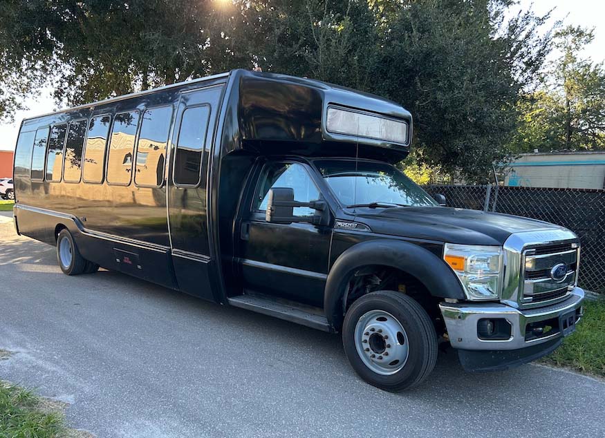 2013 Ford F550 Mobile Workshop - Image 1