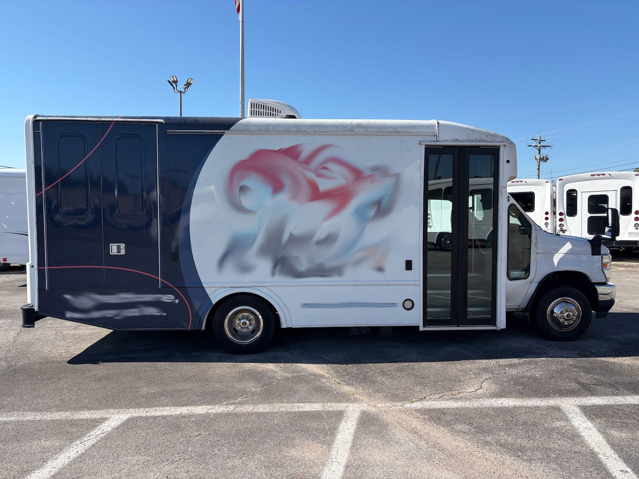 2021 Ford  Turtle Top - Image 6