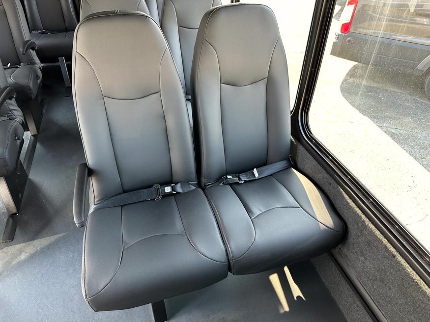 2024 Mercedes Sprinter Starlite - Image 5
