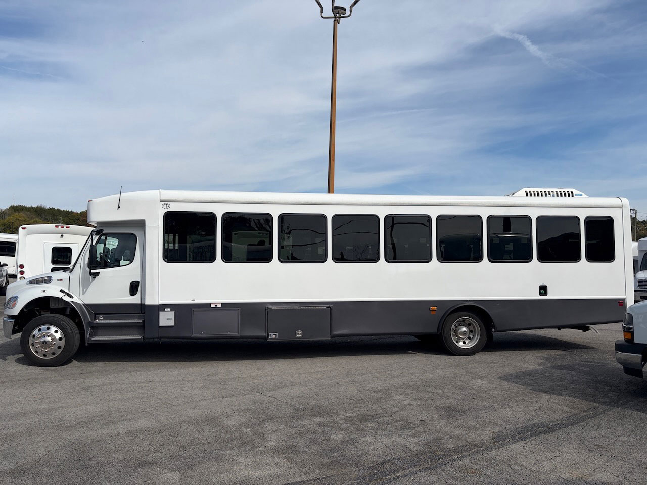 2026 Freightliner Glaval Legacy - Image 7