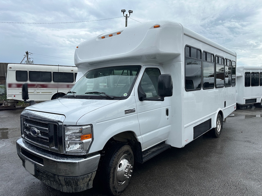 2025 Ford E450 Starcraft Allstar