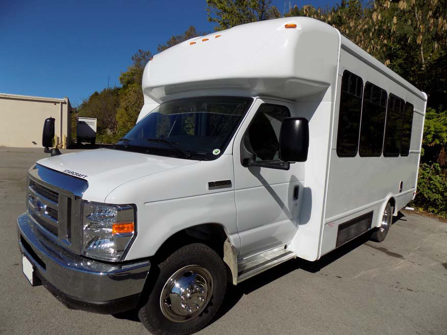 2025 Ford E450 Starcraft Allstar